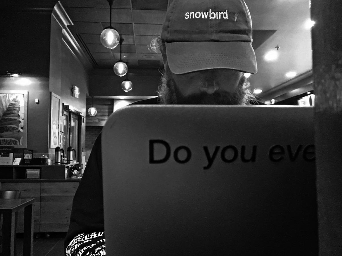 remote work travel laptop mobile